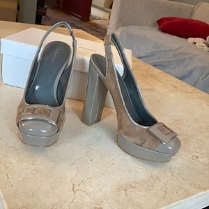 Calvin Klein "Mink" chunky heel size 7.5